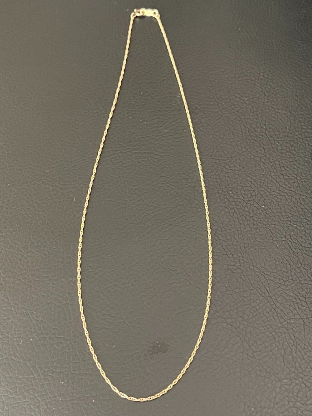 14k Gold 16in Twist Singapore Chain